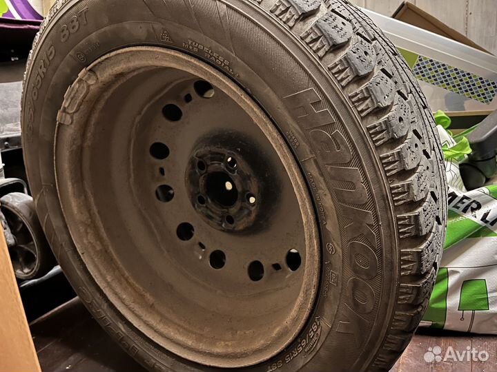 Hankook Winter I'Pike 185/60 R15 88T