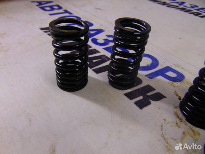 Пружина клапана для Mazda Familia 8 1998-2003г