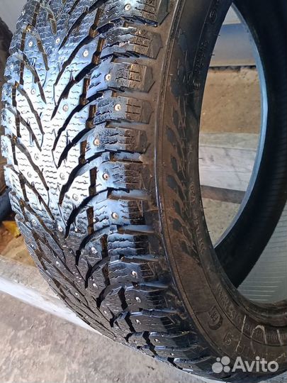 Nokian Tyres Hakkapeliitta 9 245/45 R18