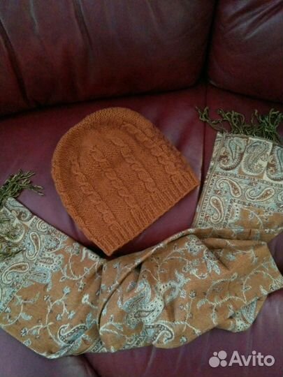 Шапка и палантин