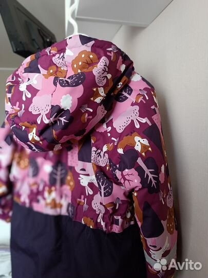 Демисезонный комбинезон для девочки