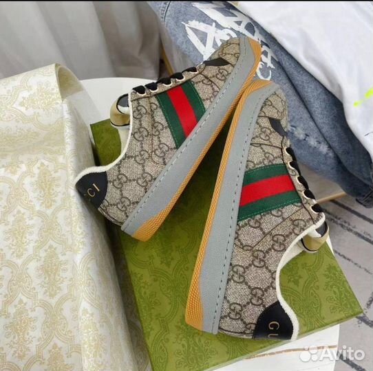 Кроссовки кожаные Gucci