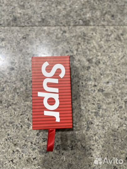 Зажигалка supreme