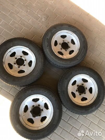 Колеса (шины + диски) nissan 205/70R/15C