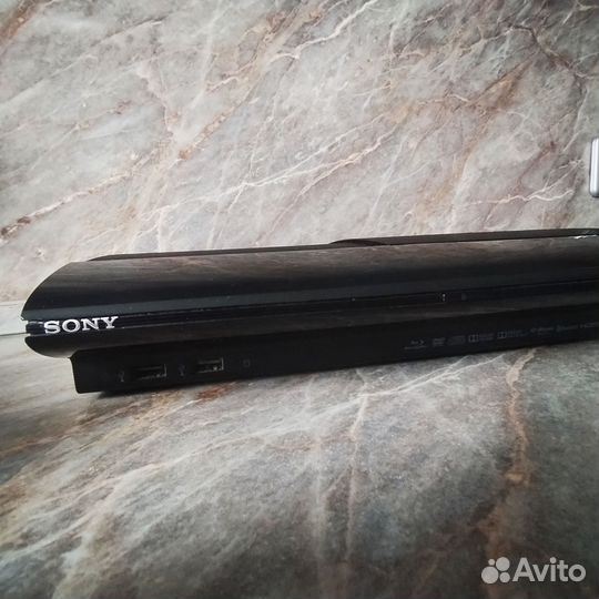 Sony PS3 super slim