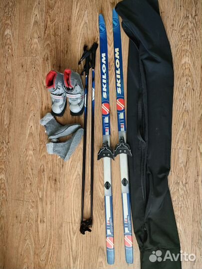 Беговые лыжи