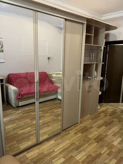 Комната 13,8 м² в 3-к., 1/5 эт.