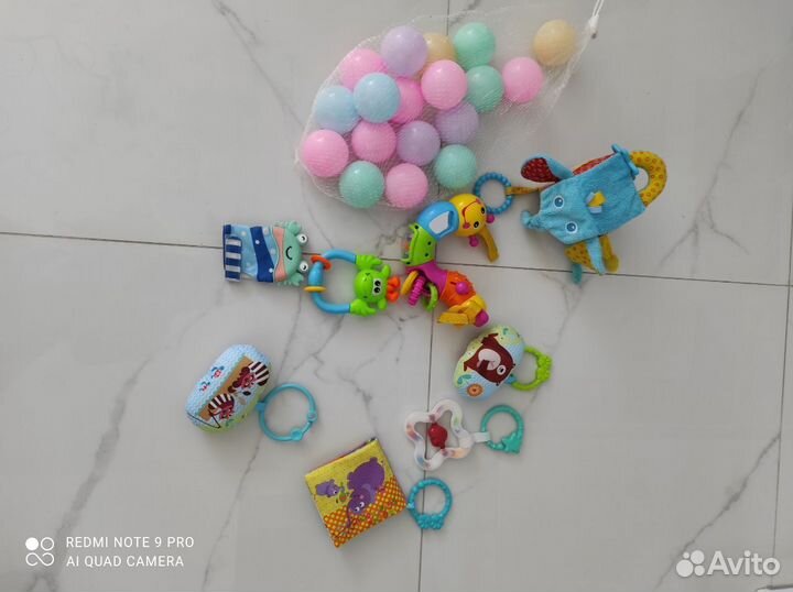 Игровой развивающий коврик