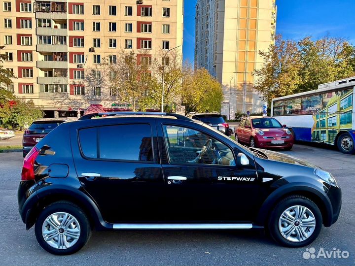 Renault Sandero Stepway 1.6 AT, 2013, 168 000 км