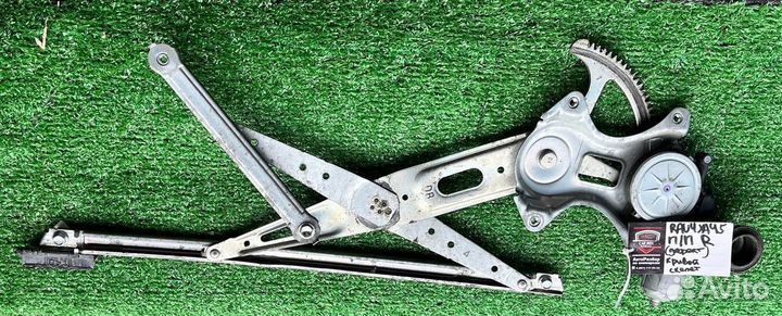 Стеклоподьемник передний L Rav4 xa40 xa45