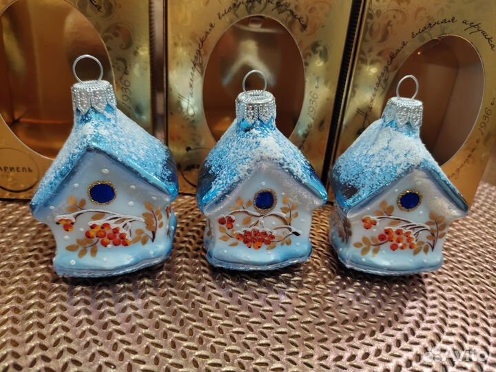 Ёлочные игрушки Ариель домик морозная рябина