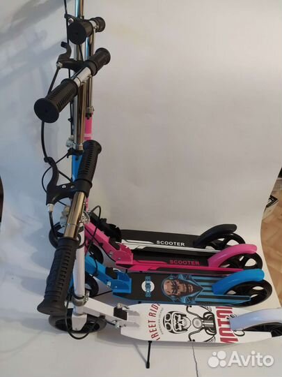 Самокат с ручным тормозом новый