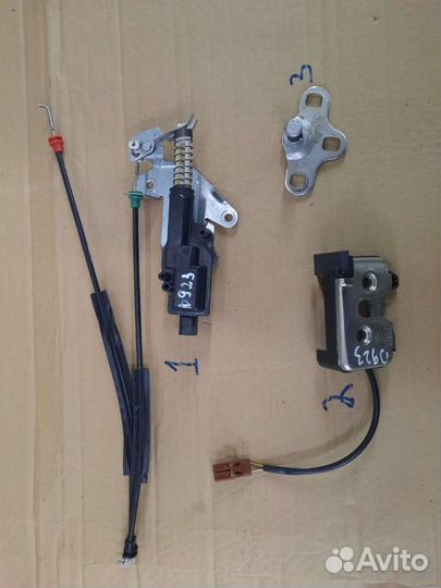 Ford fusion замок багажника