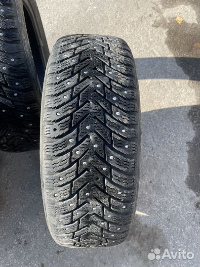 Nokian Tyres Hakkapeliitta 8 185/60 R15 88T