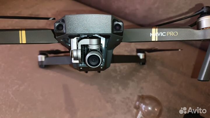 Квадрокоптер Dji Mavic pro + акб сумка лопасти хаб