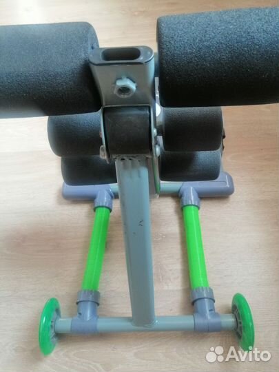 Тренажер для спины и пресса