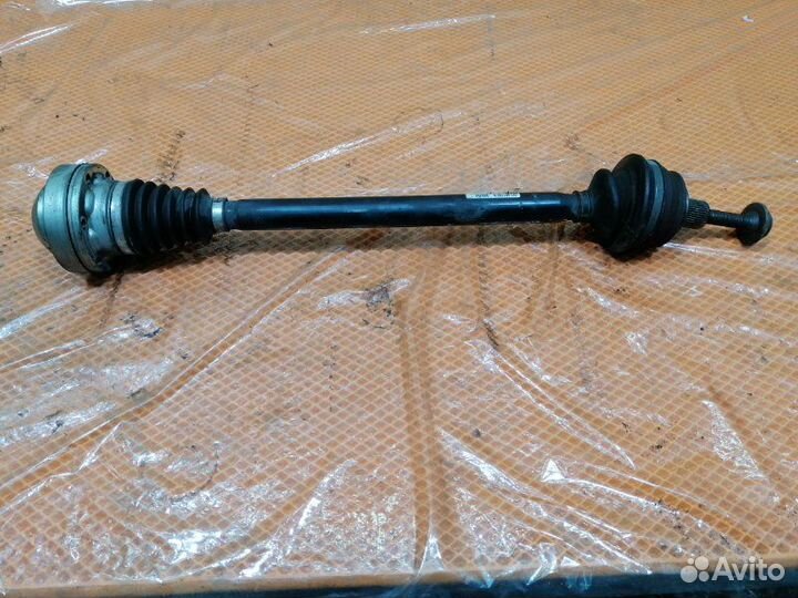 Приводной вал задний Audi A6 C6 4F AUK 2007