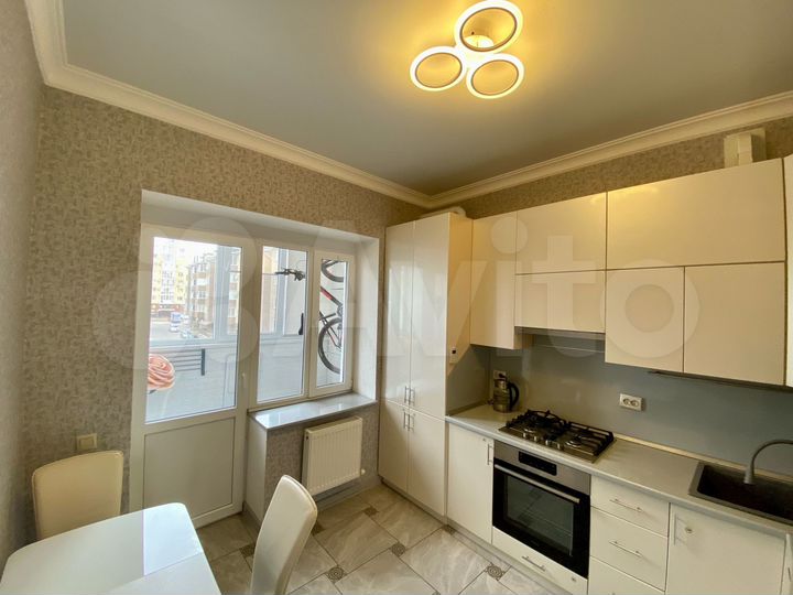 2-к. квартира, 53 м², 3/3 эт.