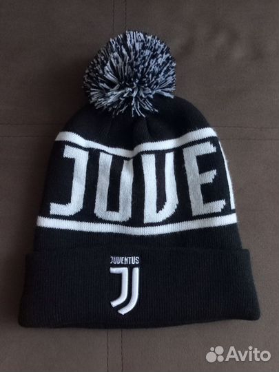 Шапка Atributika & Club зимняя с помпоном новая