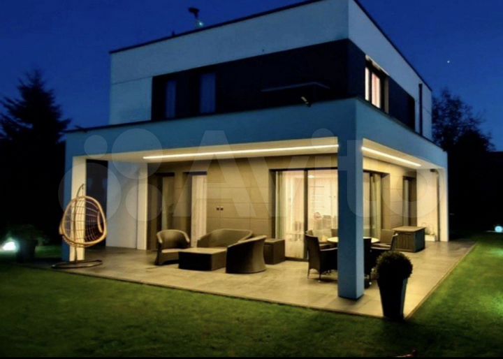 Дом 170 м² на участке 8 сот.