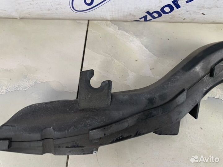 Воздухозаборник Ford Focus 2 CB4 2007