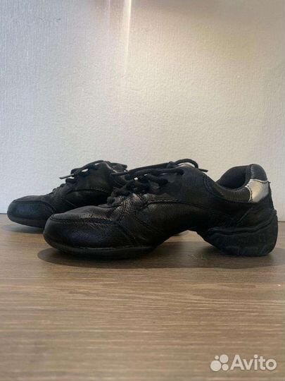 Танцевальные кроссовки из натуральной кожи