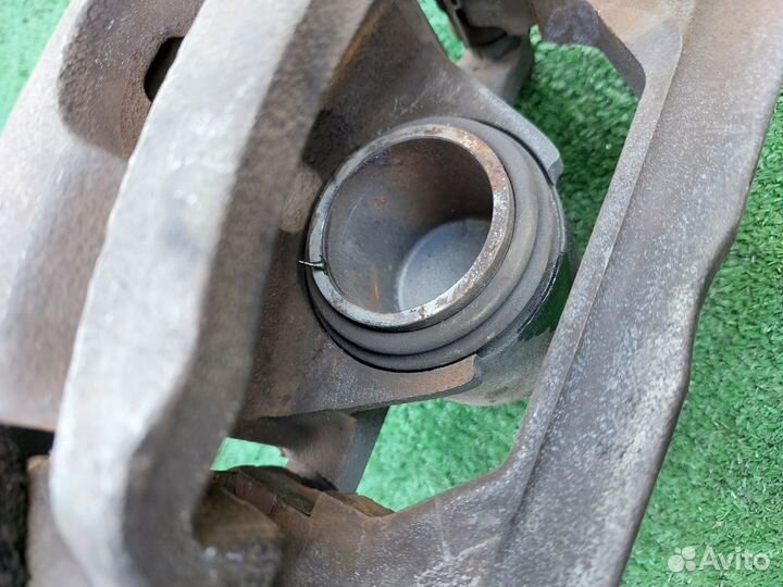 Суппорт тормозной передний правый Mazda 6 GH