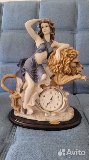 Часы настольные