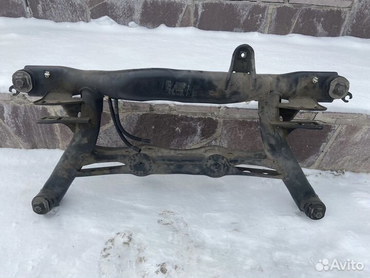 Подрамник задний VW Passat B6 B7 Cc