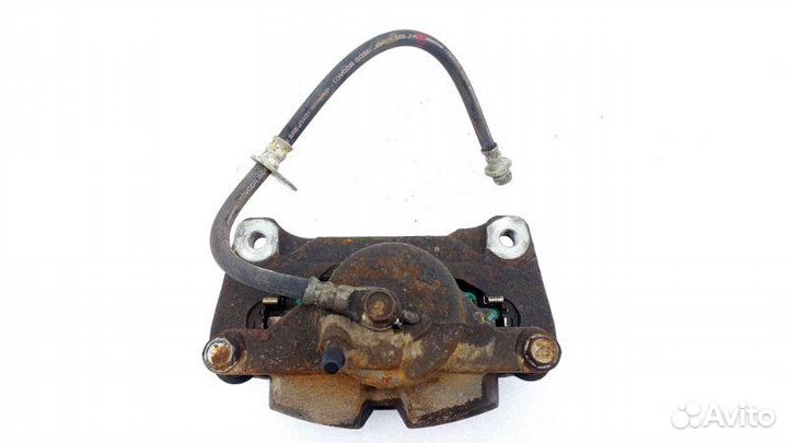 Суппорт тормозной передний правый Toyota Camry