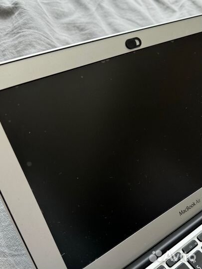 Apple MacBook Air 11 (2016)