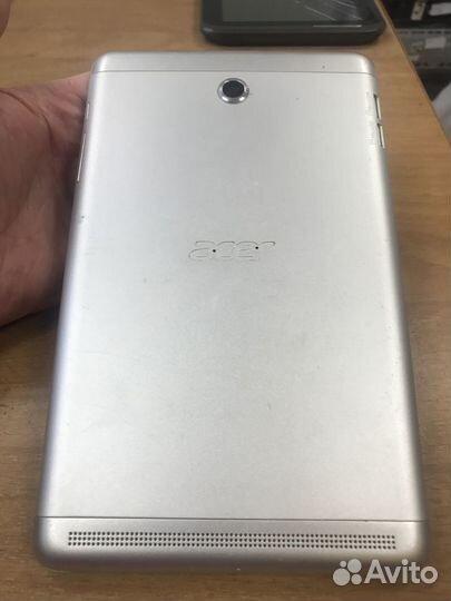 Планшет Acer Iconia Tab 8 неисправен