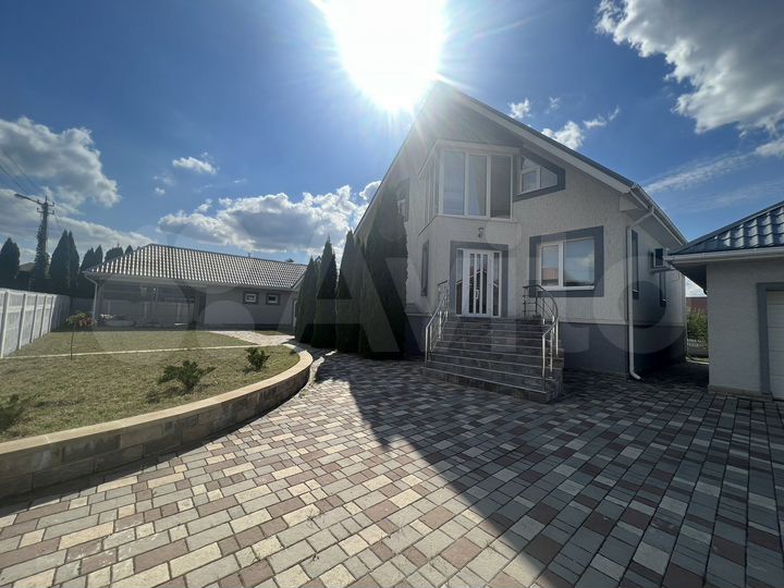 Дом 200 м² на участке 15 сот.