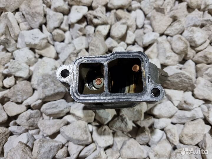 Корпус термостата Вольво S60