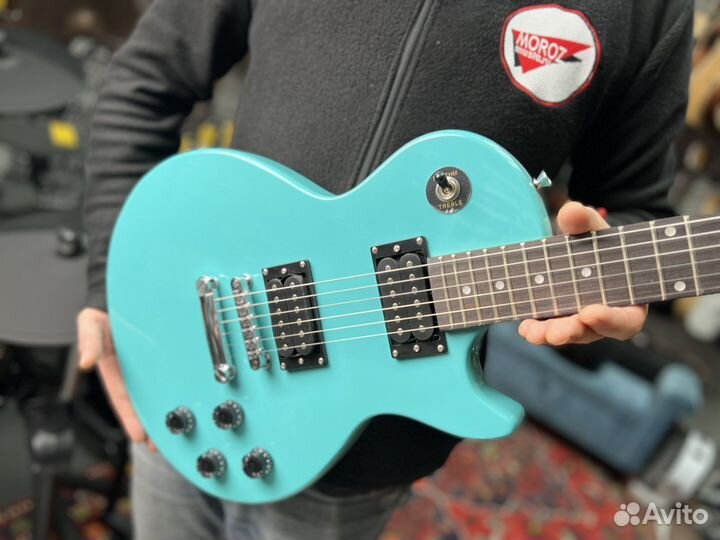 Электрогитара les paul