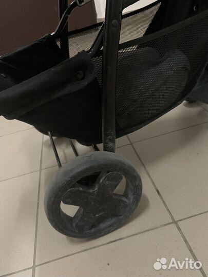 Прогулочная коляска rich family