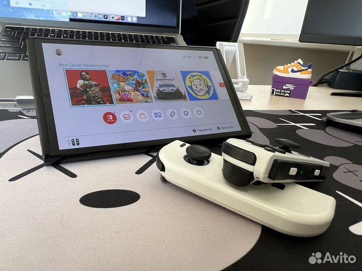 Nintendo switch oled (белая)