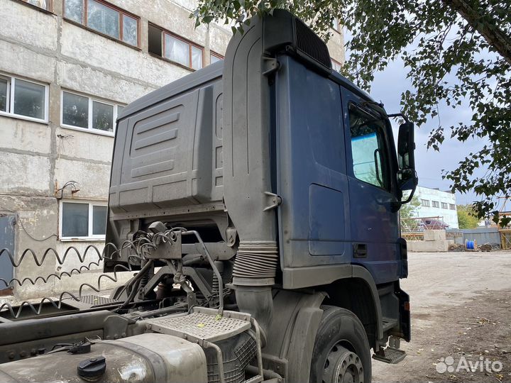 Кабина Mercedes Actros MP2