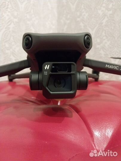 Квадрокоптер DJI Mavic 3