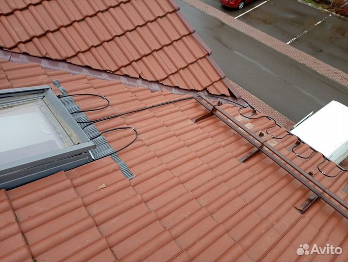 Монтаж греющего кабеля и гирлянд на кровлю и фасад