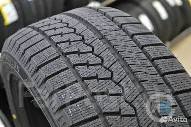 Sailun Ice Blazer Arctic SUV 215/60 R17 100T