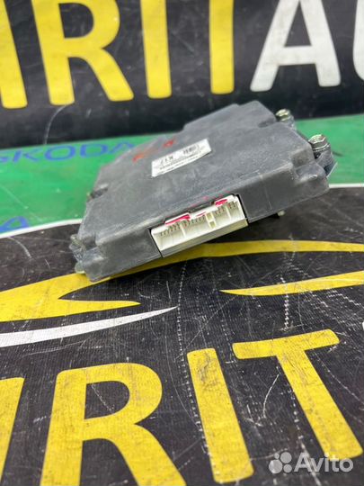 Блок электронный Kia Quoris 1 G8BE 2012-2019