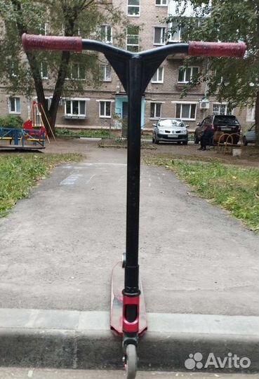 Трюковой самокат