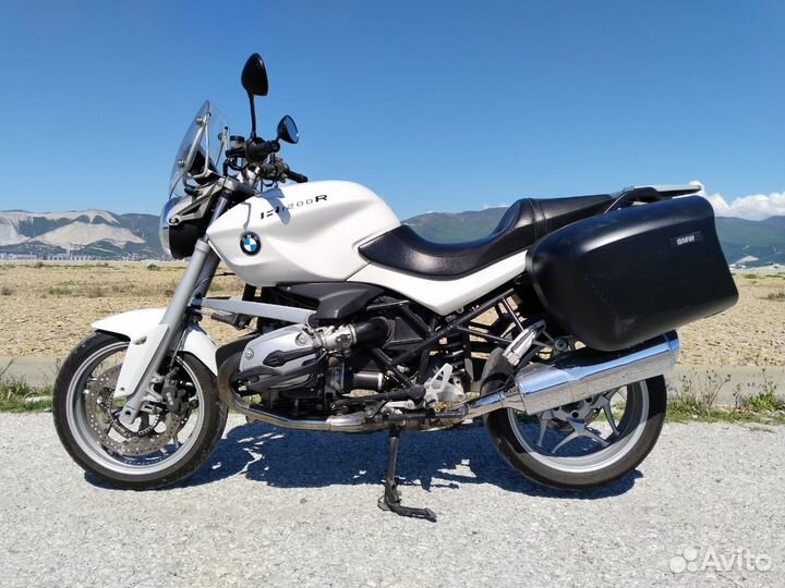 BMW R1200R