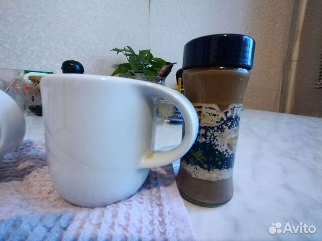 Два соусника и соломка