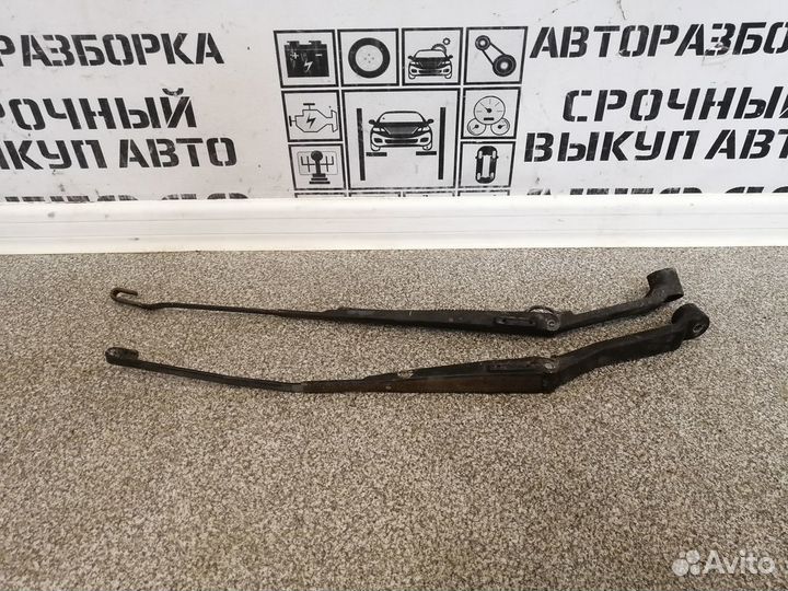 Поводок стеклоочистителя для Mitsubishi Galant E5