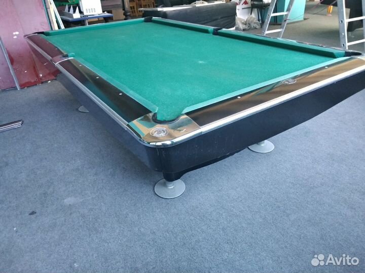 Бильярдный стол 9 футов Dynamic б/у