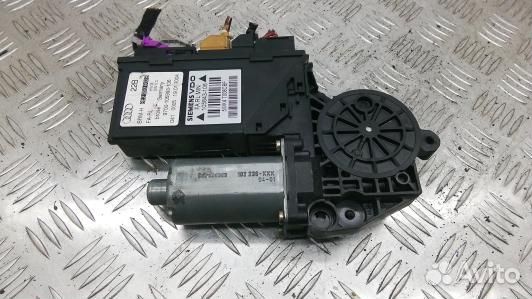 Моторчик стеклоподъемника переднего левого audi A4