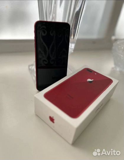 iPhone 8 Plus, 64 ГБ