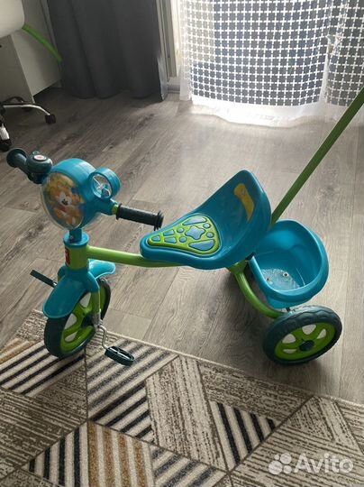 Трехколесный велосипед